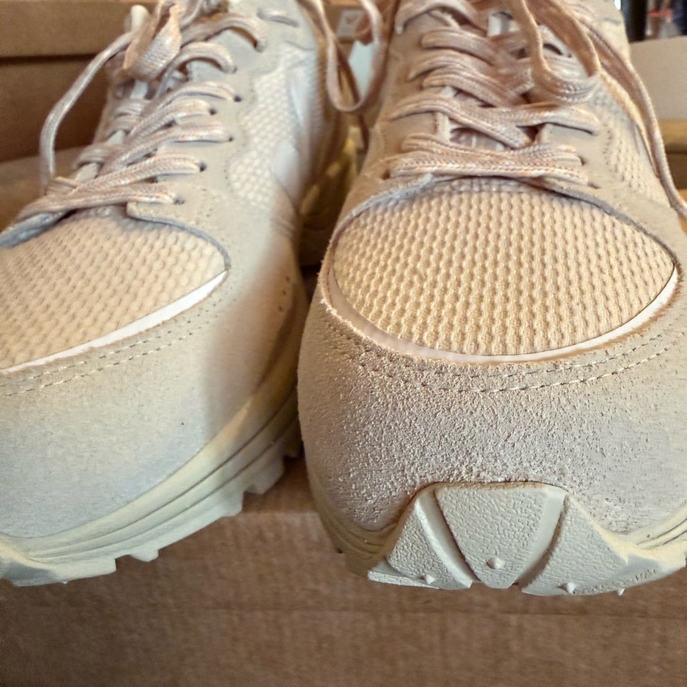 Veja Brand Story Box - Sustainable Mission Statement - Picture 7 of 15